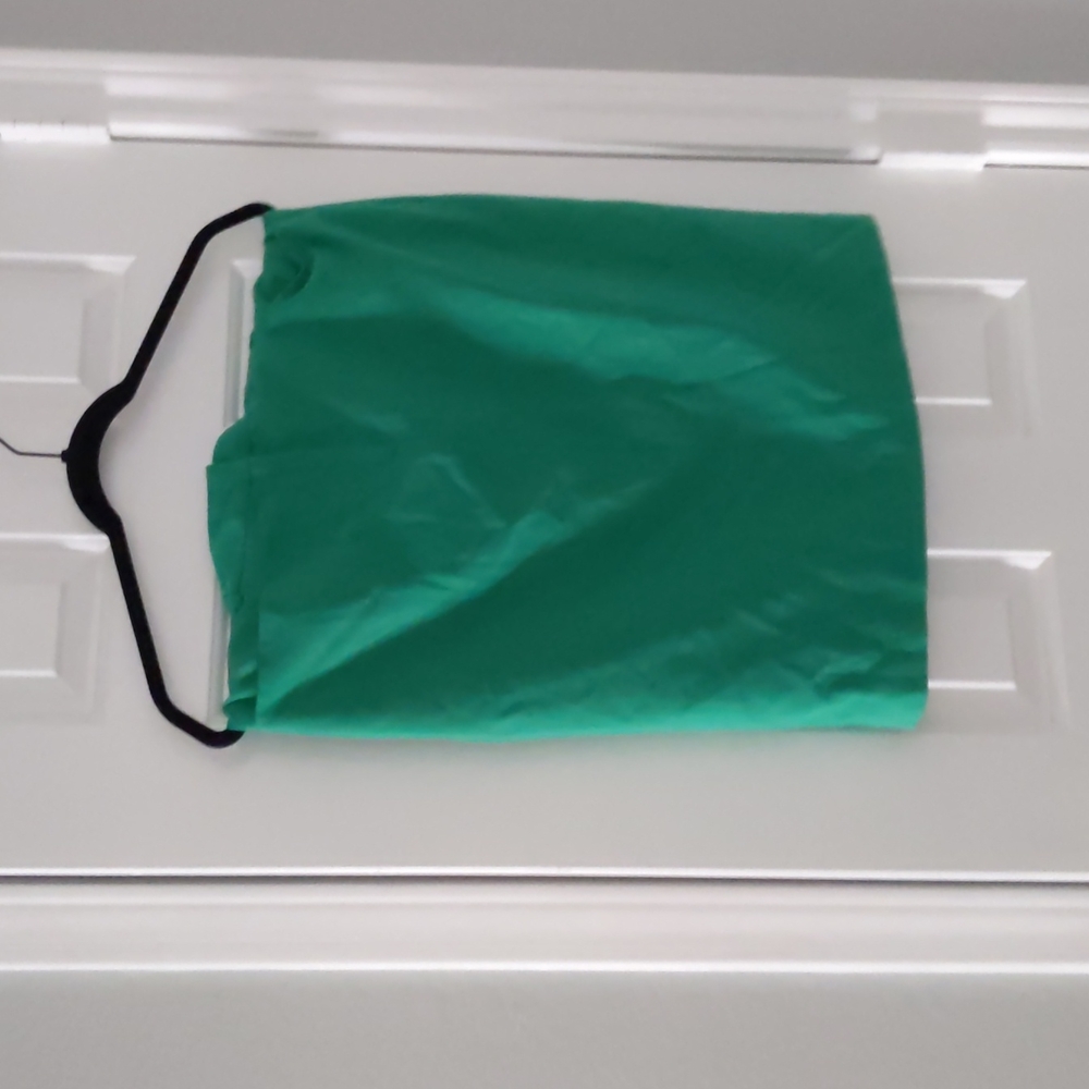 Calvin Klein Green size 8 skirt